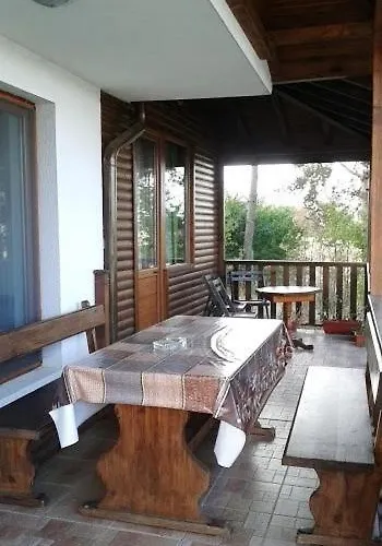 Вили Green Holiday home Tsigov Chark